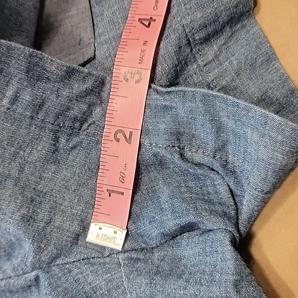 GAP Size 0 Chambray Blue 3" Shorts, Gently Used Condition - Picture 7 of 10